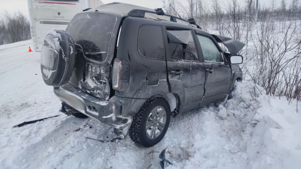       В ЯНАО в аварии на трассе погибли 2 человека

📷      В ЯНАО в аварии на трассе погибли 2 человека
