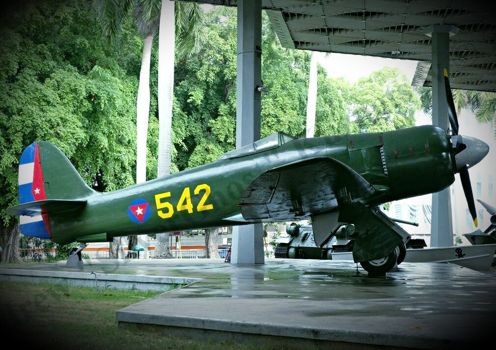 542 Hawker Sea Fury FB.11 номер 542 в музее РВВС Кубы в Гаване. Фотография из свободных источников, общественное достояние