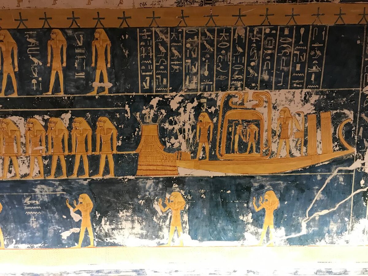 Внутри гробницы Размзеса VI (долина Царей)