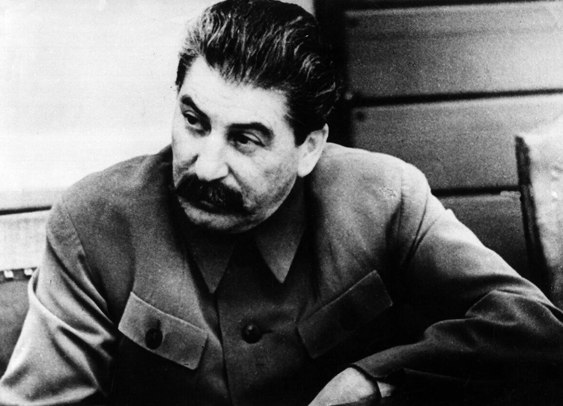 Да, этот человек создал справедливую систему отношений между людьми.... 
