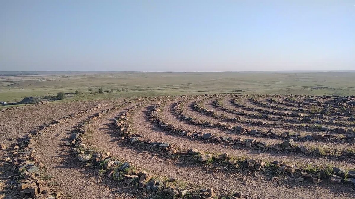 Вершина горы Шаманки.