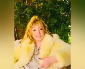    Фото: скриншот видео со страницы Аллы Пугачевой в соцсети Гульназ Астахова