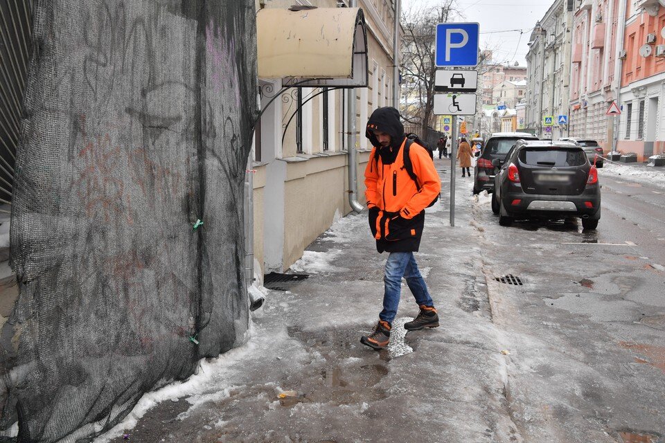     Днем температура может снижаться до -15 - -16 градусов. Владимир ВЕЛЕНГУРИН