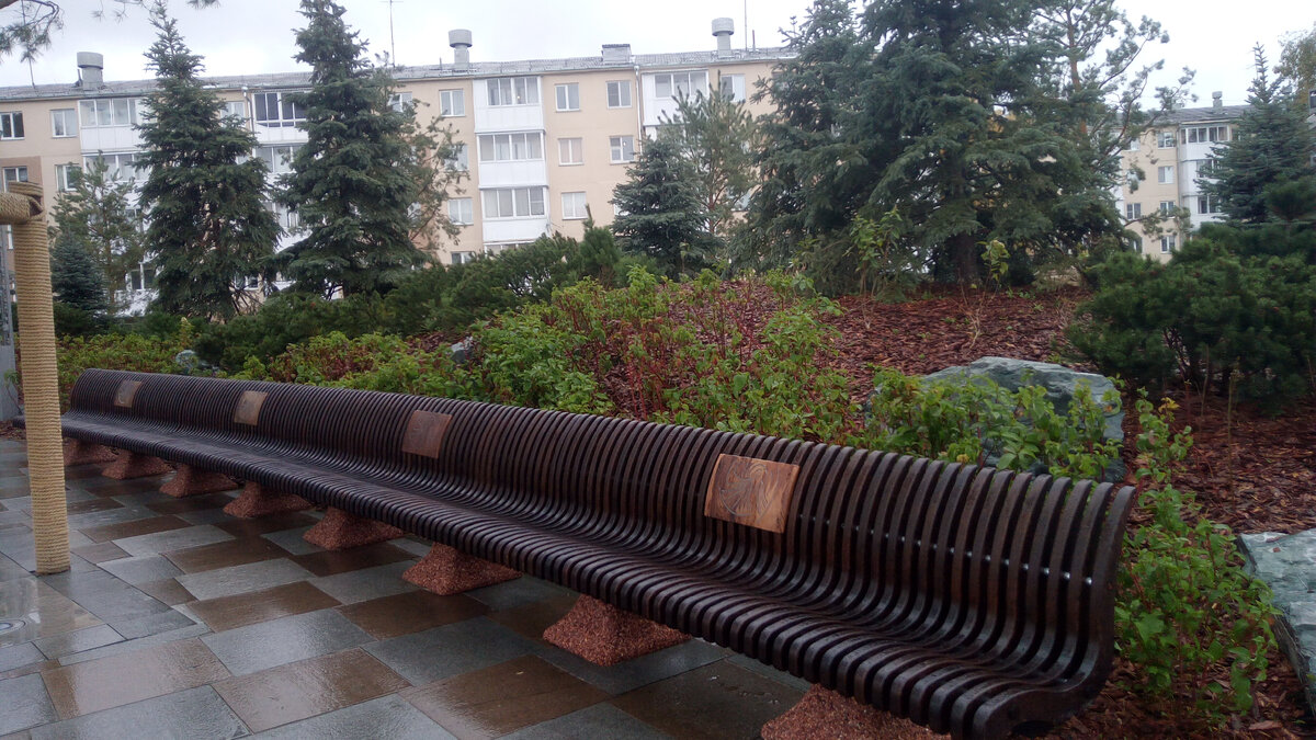 Парк Ангелов, г.Кемерово. Скамья