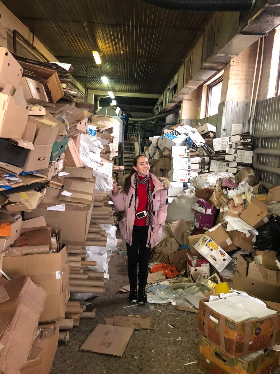 На производстве по переработке макулатуры ИП "Спутник"