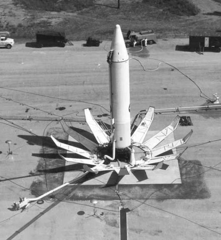 Советские ядерные ракеты на кубе. Ракеты Юпитер в Турции 1961. Баллистическая ракета PGM-19 «Юпитер». Ракеты США В Турции 1961. Ракеты средней дальности Юпитер.