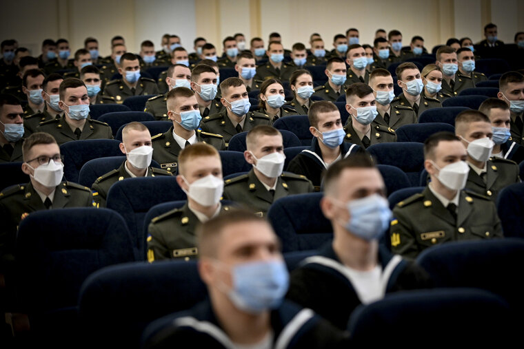    Украинские солдаты будут питаться по новой системе, рассказал Алексей Резников