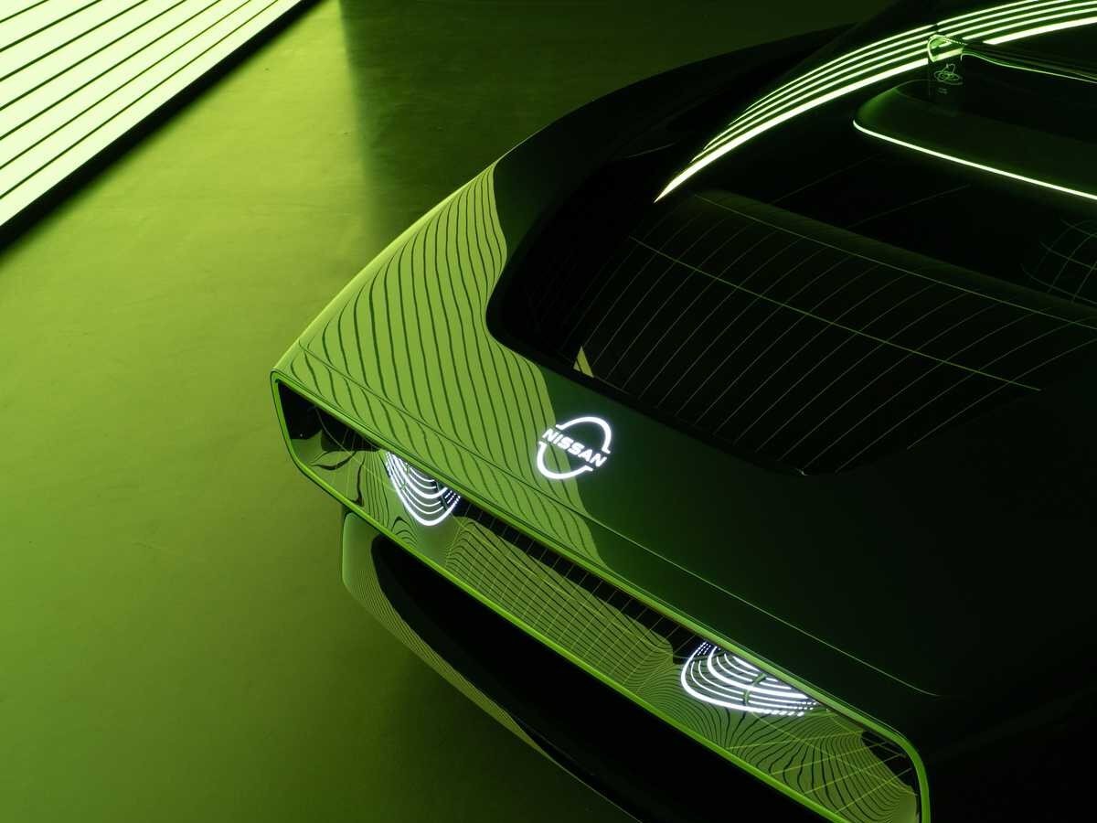    Nissan показала электрический родстер Max-Out «вживую» [ФОТО]