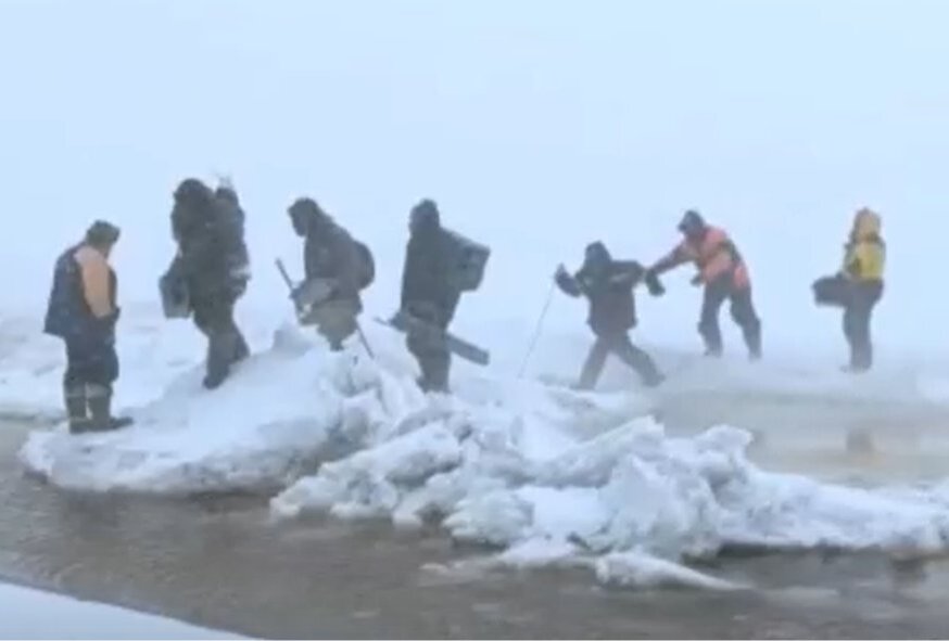 выход на лед финского залива