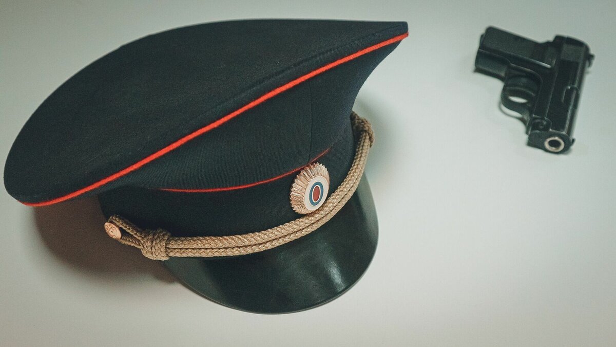     В Ставропольском крае возбудили уголовное дело в отношении двух полицейских, которые получили взятку от наркомана, сообщили в УСКР по региону.