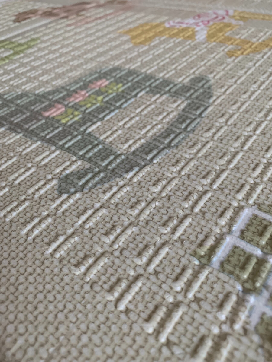 У меня parklon дома и какой-то совсем обычный не даче. Разницы не заметила.