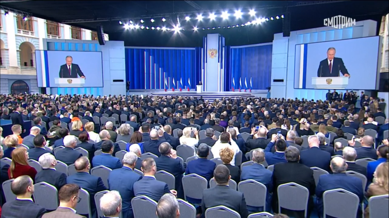    Владимир Путин предложил создать госфонд помощи семьям погибших военнослужащих в СВО Марина Шарт