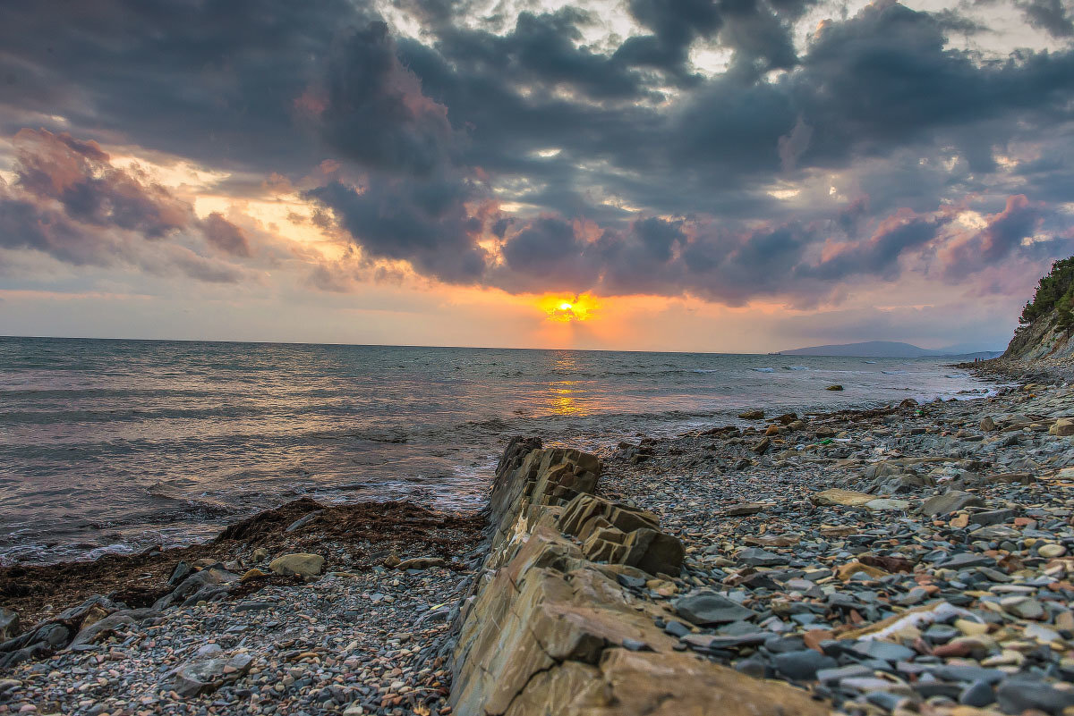 Черное море закат. ,hyjtg jht. Берег черного моря. Черно море. Черное море закат.