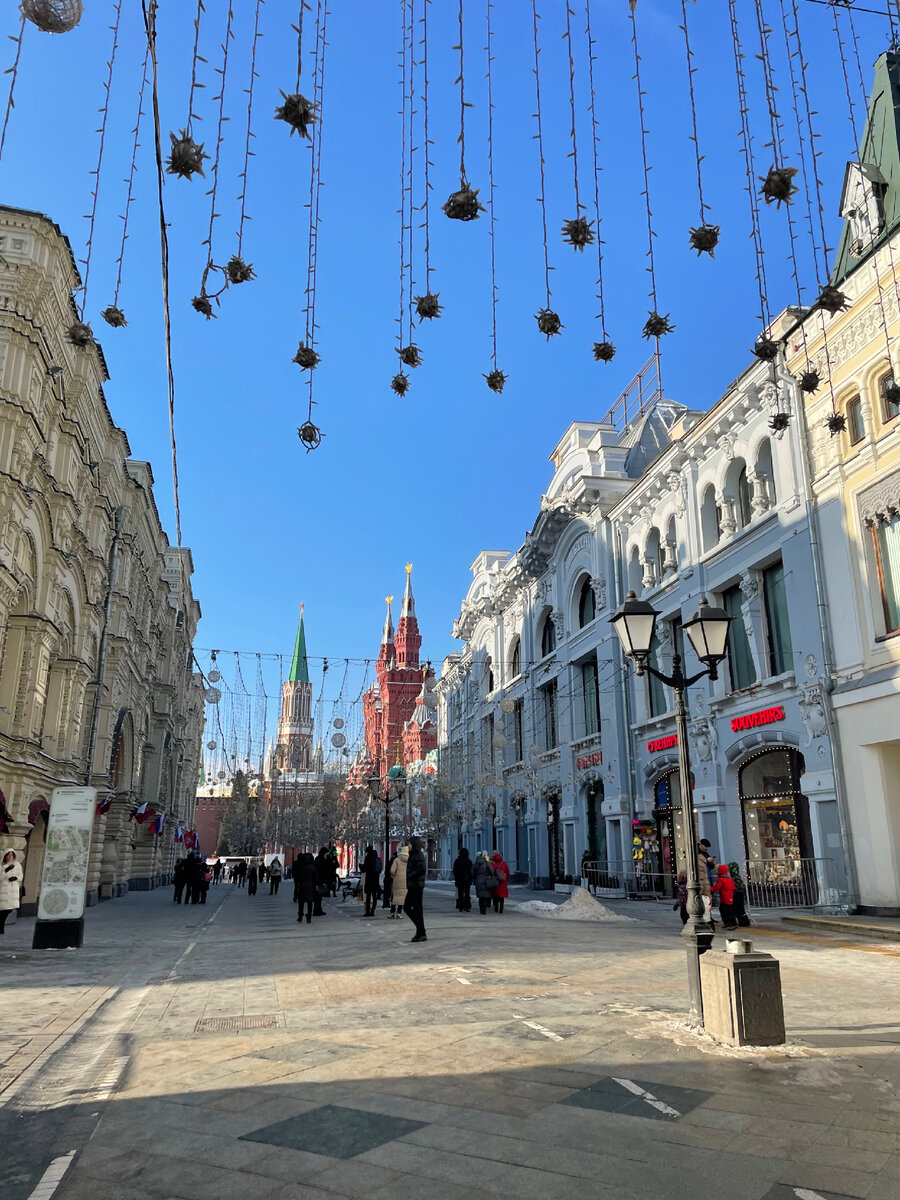 улица никольская в москве сегодня