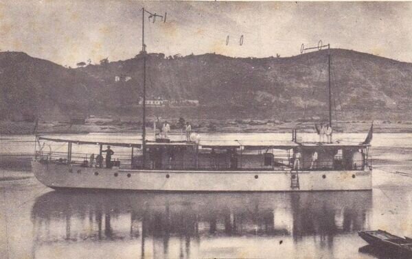 Французская канонерка Le Grandiere