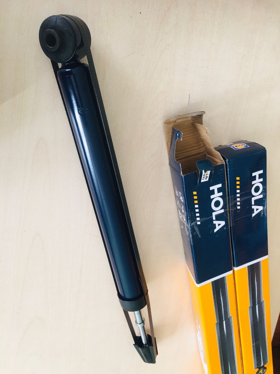 Сами амортизаторы так же выполнены и высококачественных материалов, сайлентблоки сделаны из очень качественной резины.