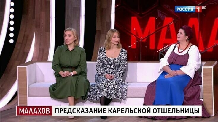     Женщину представили в качестве отшельницы, провидицы и той, кто восстановил местную церковь. Однако реальные герои истории остались за кадром. Об этом пишет карельский новостной паблик.