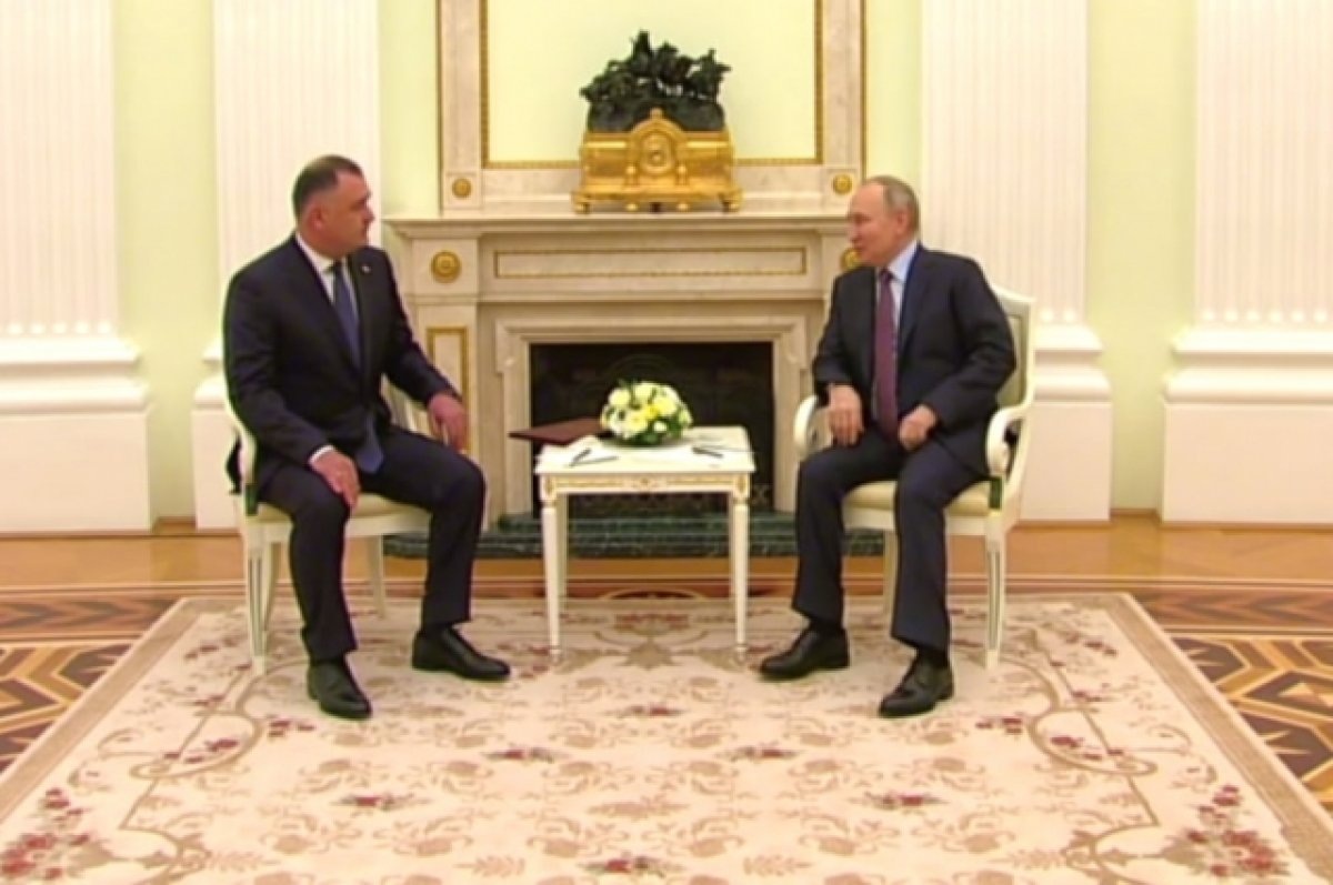    Путин: отношения России и Южной Осетии носят особый характер