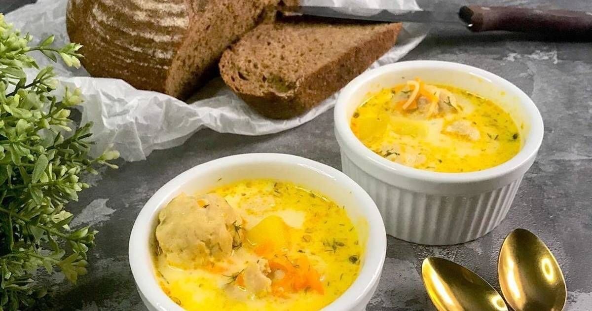 Грибной суп с плавленым сыром и картофелем