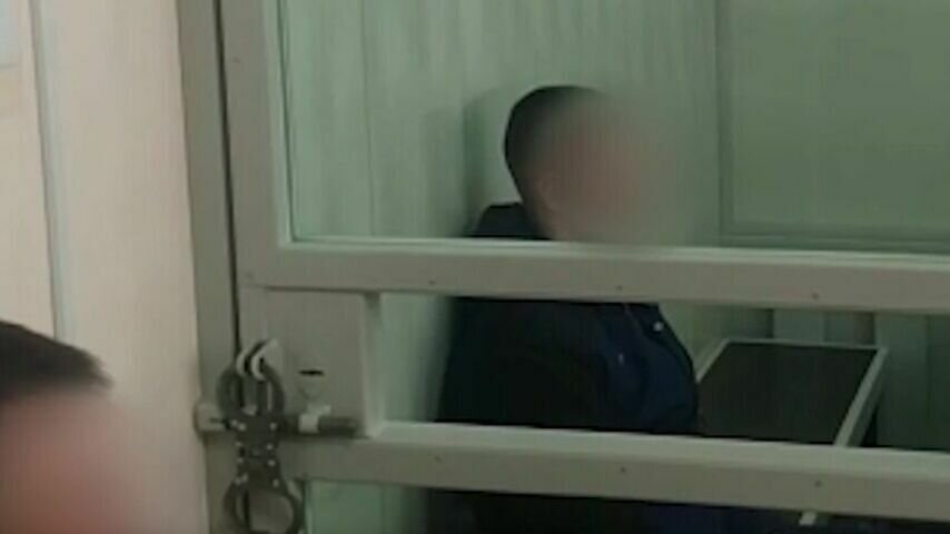     Суд арестовал 20-летнего курсанта МЧС, которого подозревают в убийстве 16-летней жительницы Железногорска.