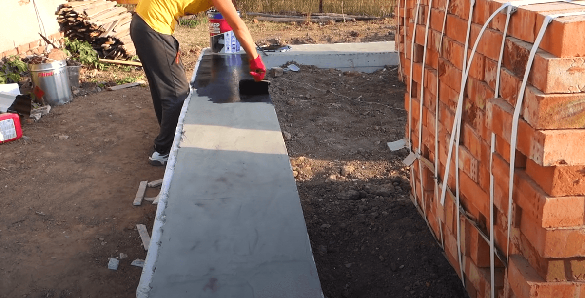 Самая надежная гидроизоляция фундамента своими руками быстро и просто | Гидроизоляция кровли и обрешетка под металлочерепицу