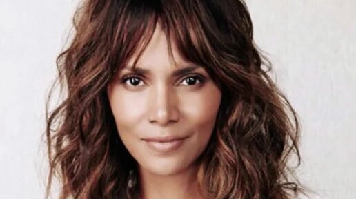 Голая Холли Берри (Halle Berry) видео