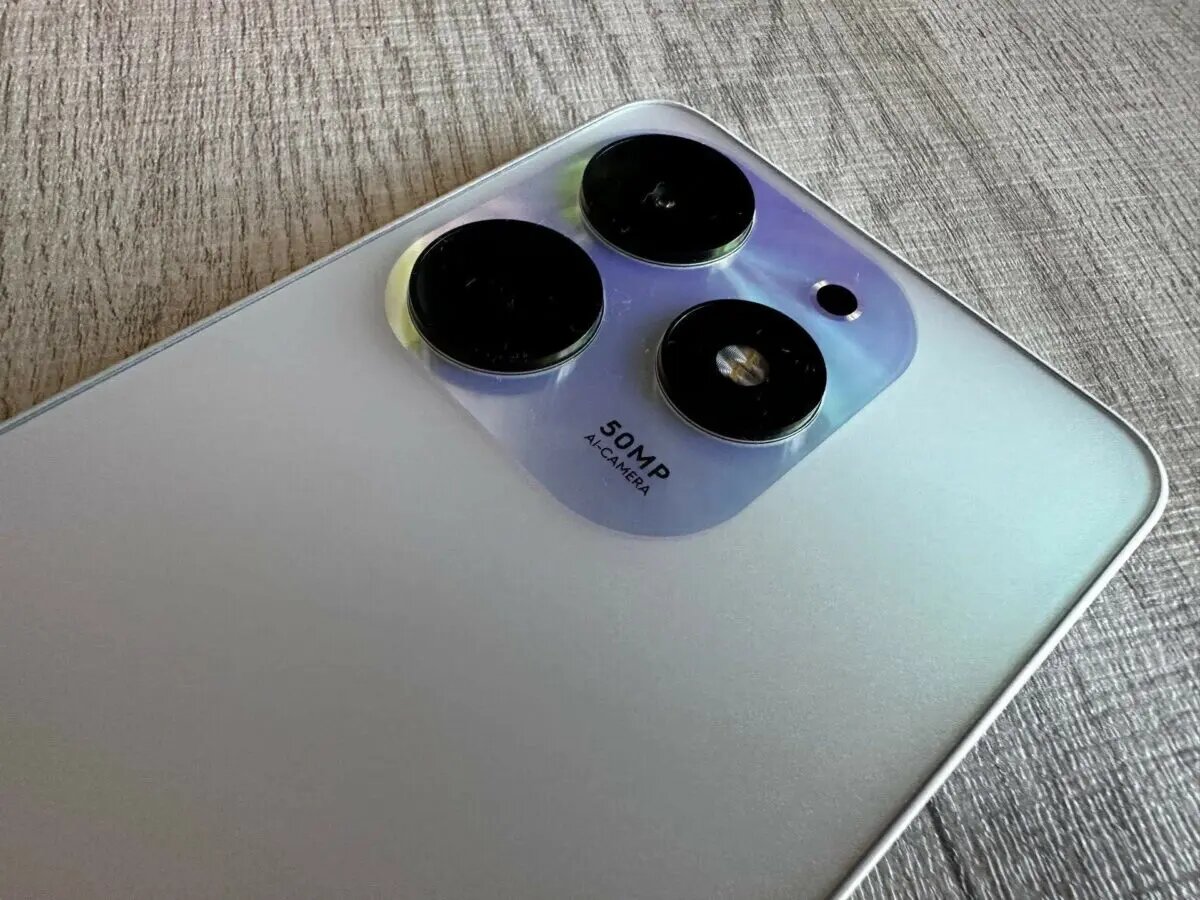 Techno spark 10c. Techno spark 10 pro. Spark 10 pro. Techno spark 20 pro обзор. Techno spark 10 meta black.