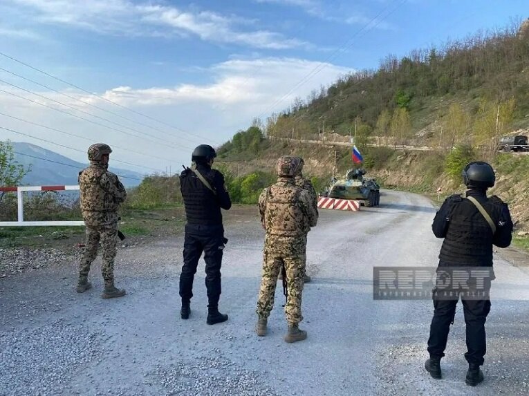 На основании трехстороннего Заявления от 9 ноября 2020 года, Лачинский коридор должен находиться под контролем миротворческого контингента РФ. Фото из открытых источников сети Интернета.