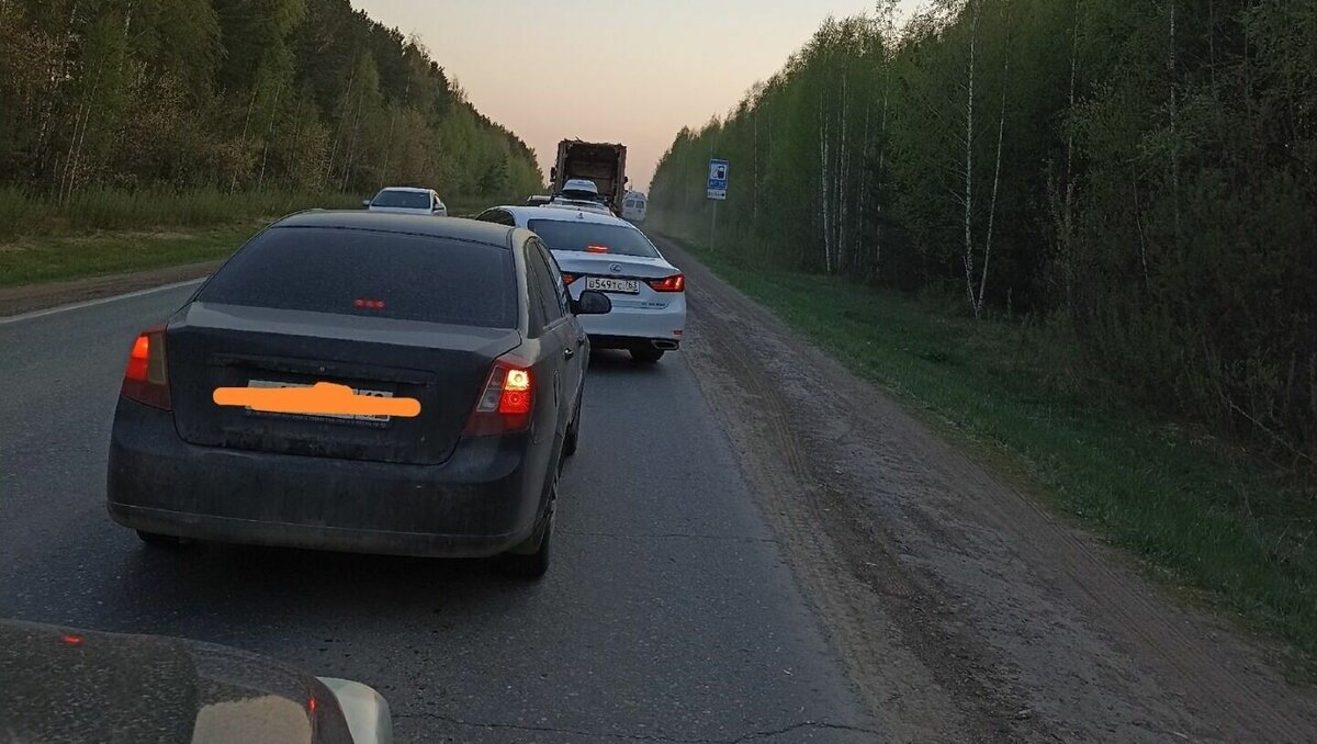     Жители Завьяловского района Удмуртии пожаловались на пробки по Гольянскому тракту.