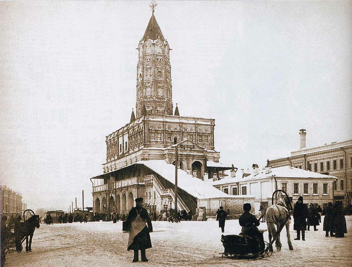 Сухарева башня. Автор А. Чоглоков. Стиль Нарышкинское барокко