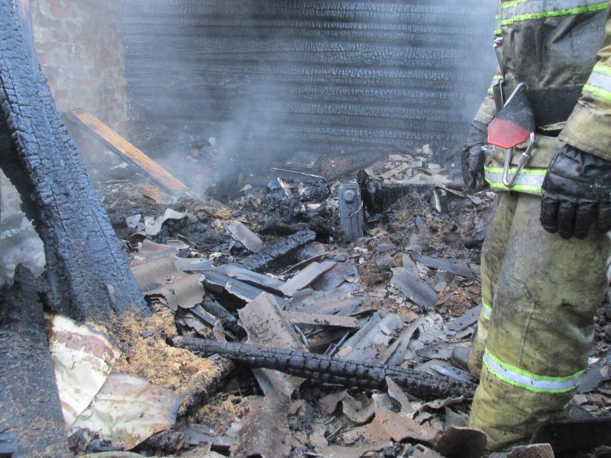    В страшном пожаре в Карелии погибли мать и сынпаблик "Безопасный городишко Лоухи"