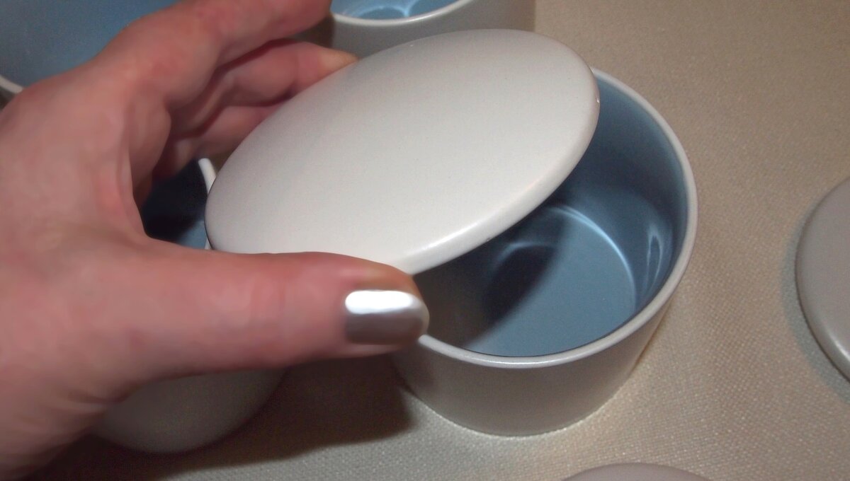 Керамическая банка с крышкой из Фикс Прайс 