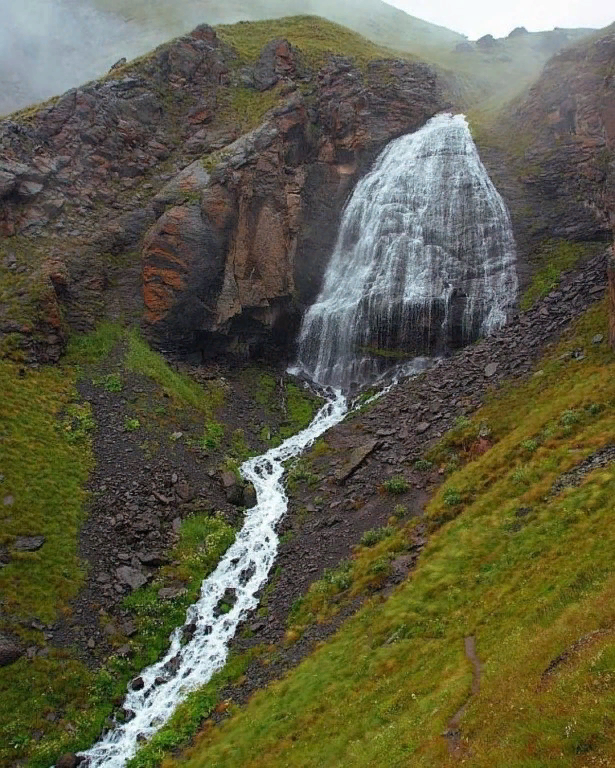 Водопад девичьи косы Терскол