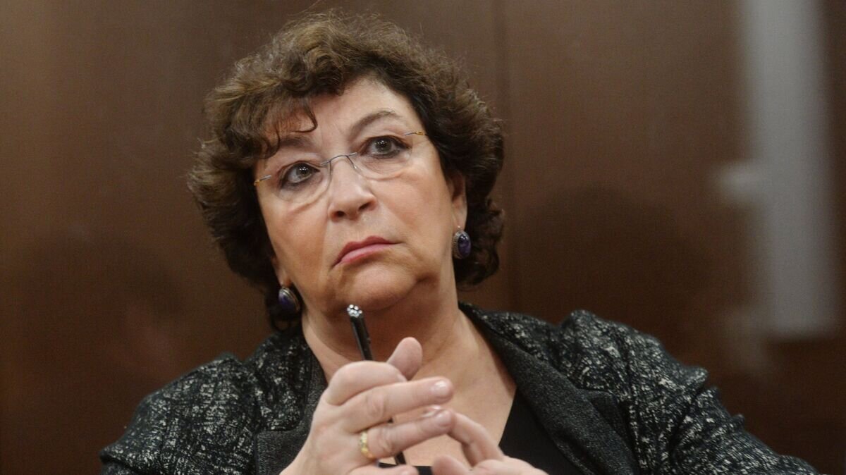    Главный редактор журнала The New Times Евгения Альбац в Тверском суде Москвы. 20 ноября 2018© РИА Новости / Алексей Куденко