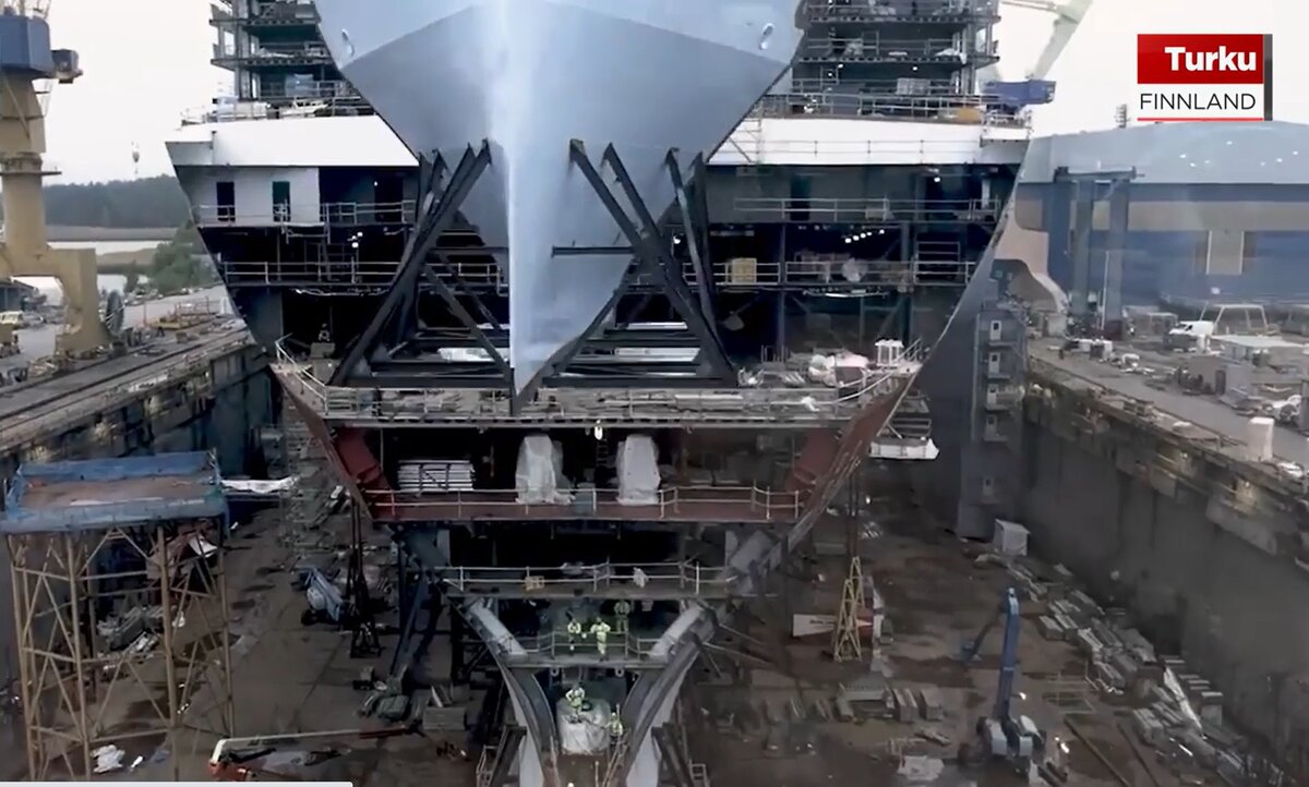 В Финляндии готовятся спустить на воду крупнейший в истории круизный лайнер