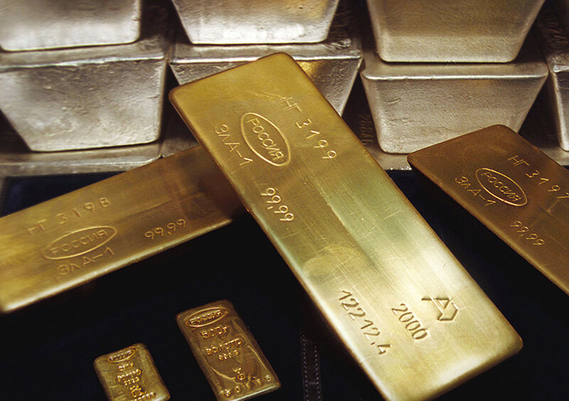    Политологи рассказали, возможно ли вернуть замороженные золотовалютные резервы России и как это сделать