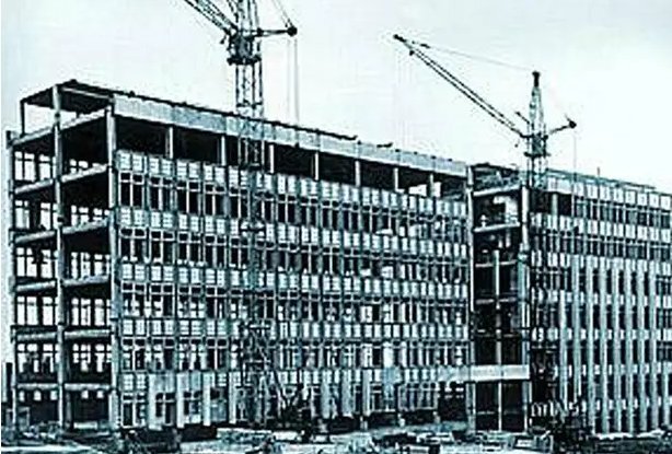 Строительство в 1979 году