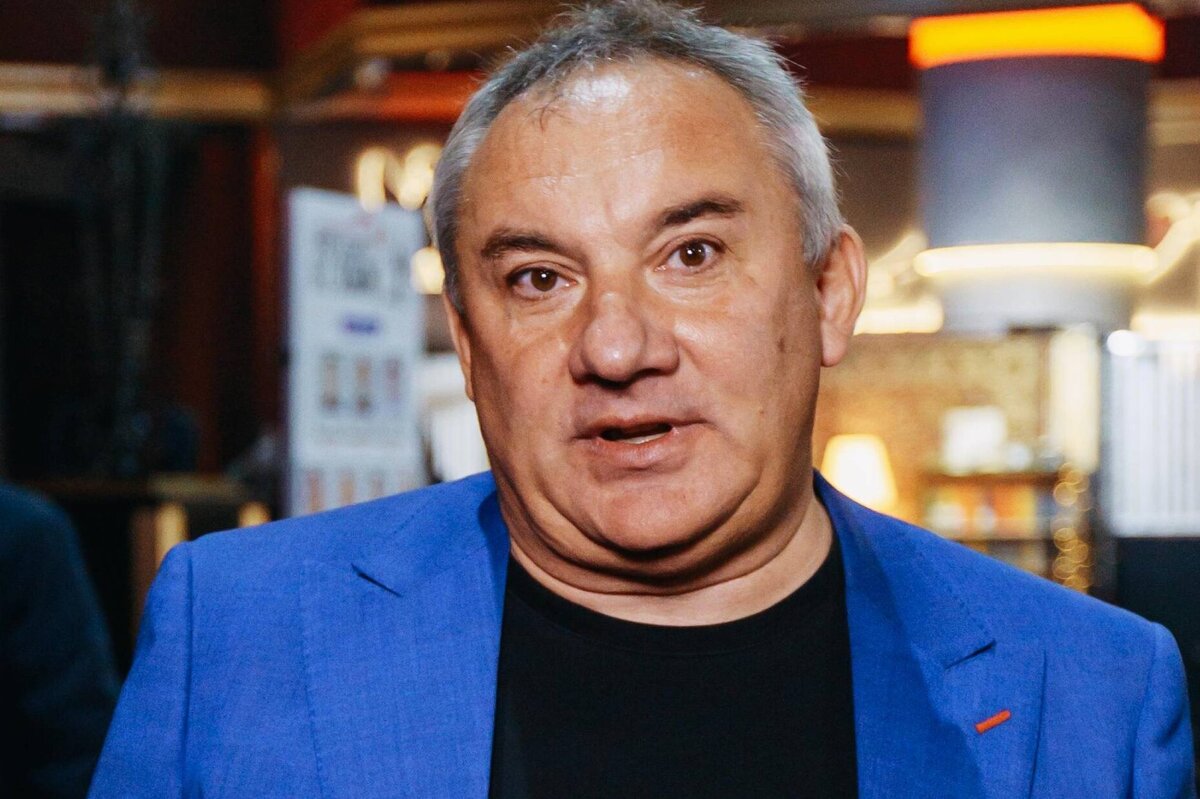     «Я дрогнул»: Николай Фоменко почувствовал себя Стингом на премьере мюзикла «Ничего не бойся, я с тобой!»
