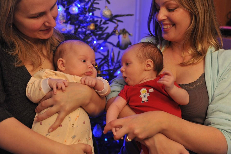     Столичные ЗАГСы за последние десять месяцев зарегистрировали около 6500 различных имен новорожденных детей. Владимир ВЕЛЕНГУРИН