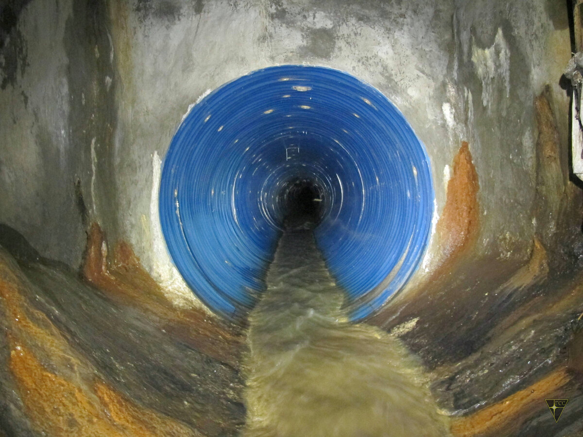 Подземный ручей в Лианозово. Почему в нём так много затворов?