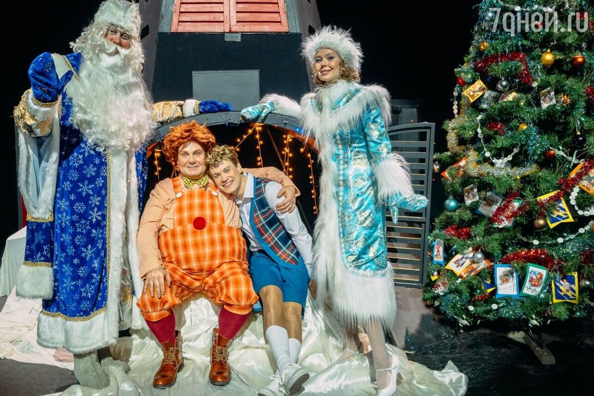    "Малыш и Карлсон..." пресс-служба Театра сатиры