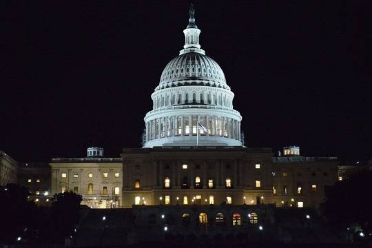    FT узнала о разногласиях республиканцев в США из-за помощи Украине
