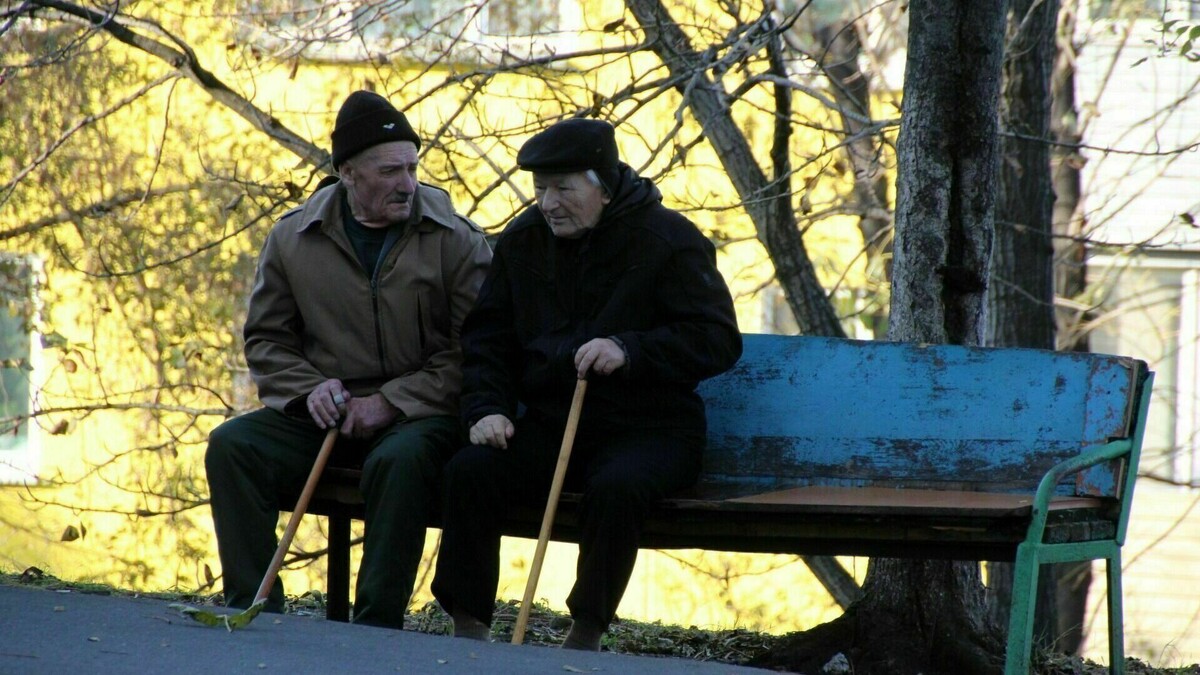     Жители Волгоградской области досрочно получат пенсии за январь. Связано это будет с предстоящими новогодними каникулами.