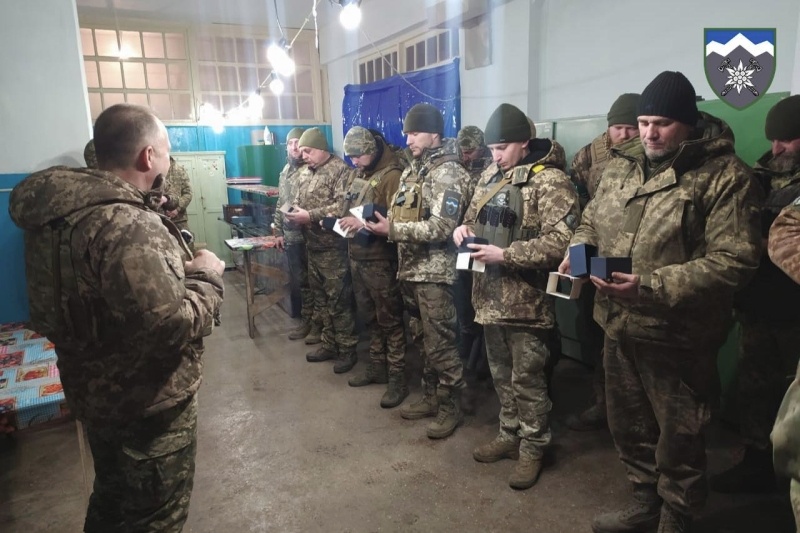    Киев последовательно готовит общественное мнение к сдаче Соледара. Найден «козёл отпущения»