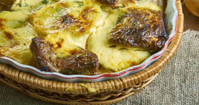     Рецепт нежнейшего мясо по-французски