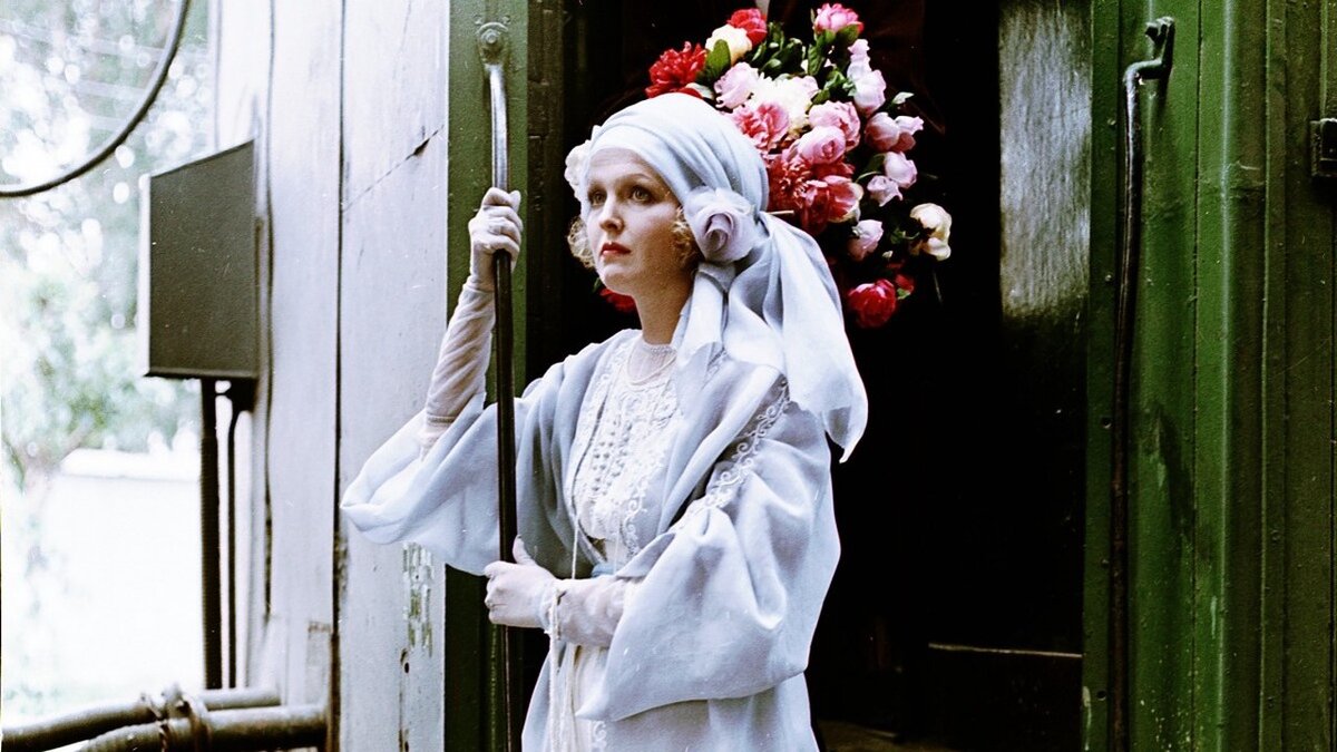  Кадр из фильма «Раба любви»