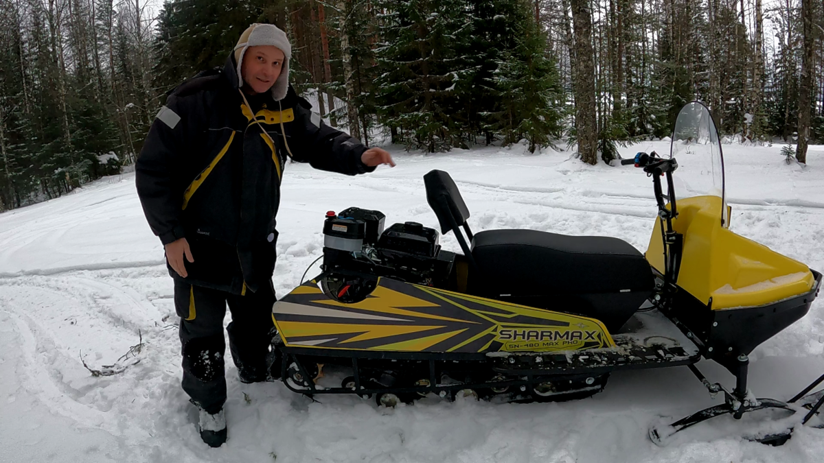 Первый запуск и выезд в карельскую снежную тайгу на снегоходе