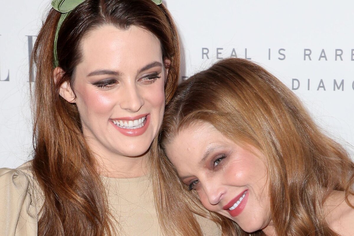     «Я видела маму в последний раз»: дочь Лизы Марии Пресли показала фото, сделанное накануне ее смерти