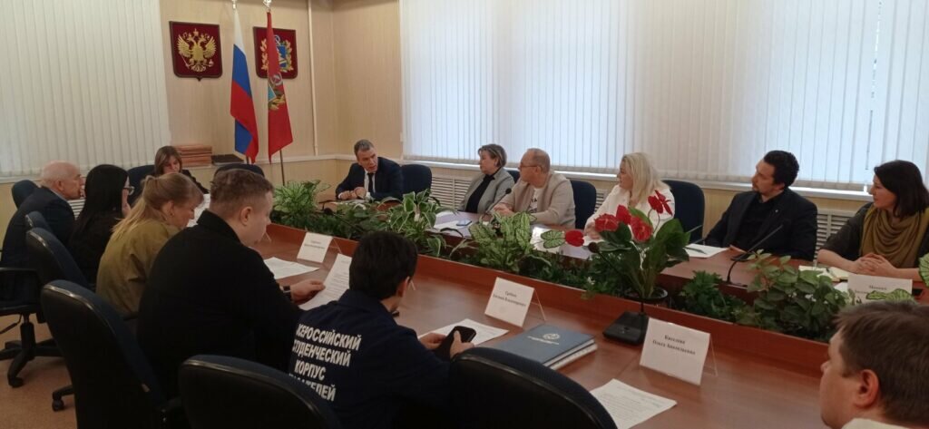 5 школа муром. Заседание совета первичного отделения движения первых. Российское движение детей и молодежи движение первых. Школы москвы. Совещание детей.