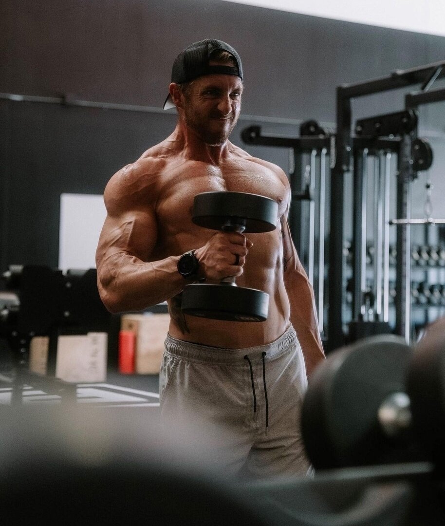 Качать бицуху тоже будем